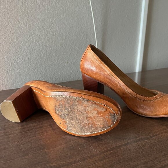 Frye Carson Pump Heels - Picture 3 of 4